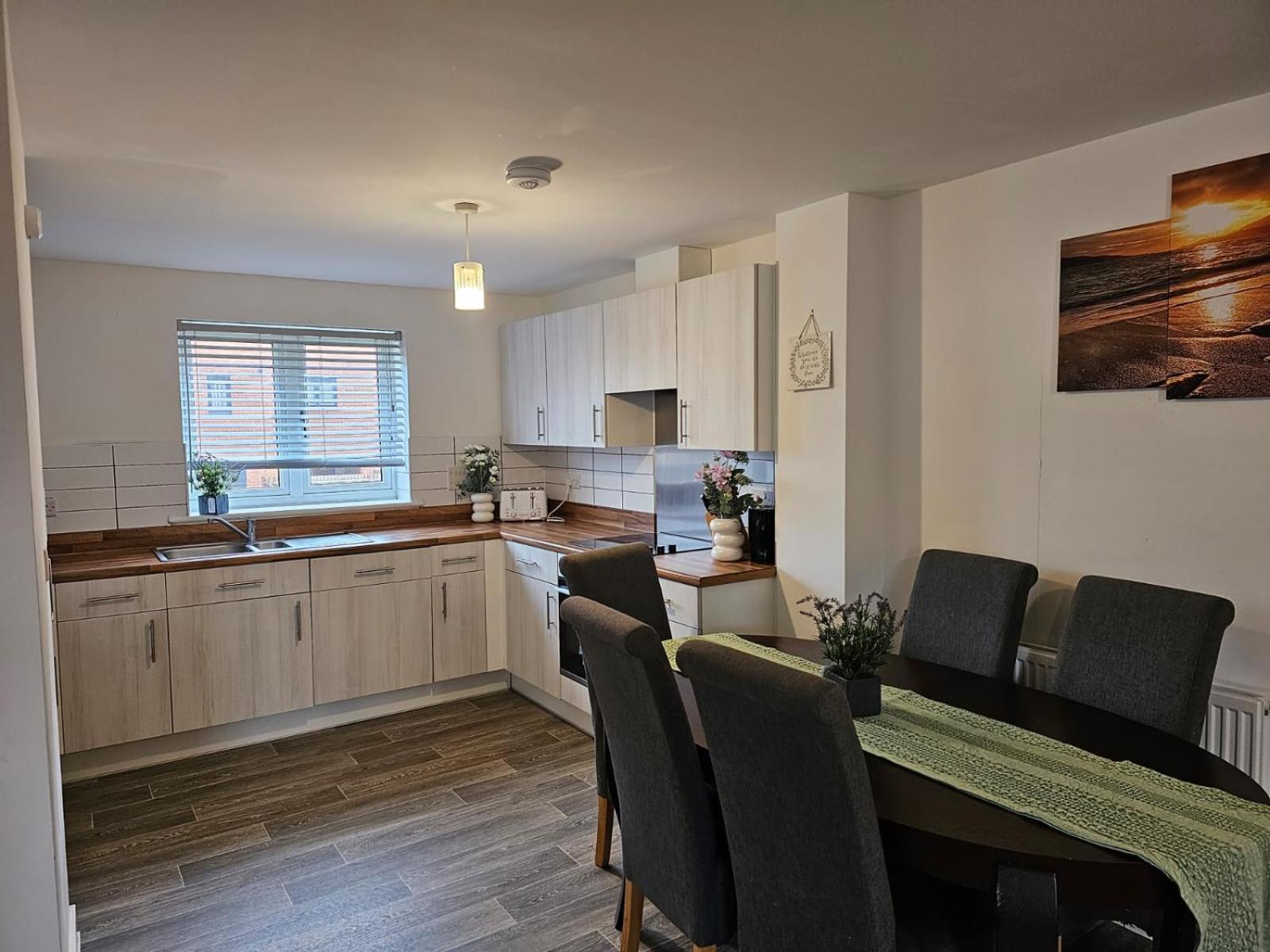 Modern 3 Bedroom Town House Ipswich Luaran gambar